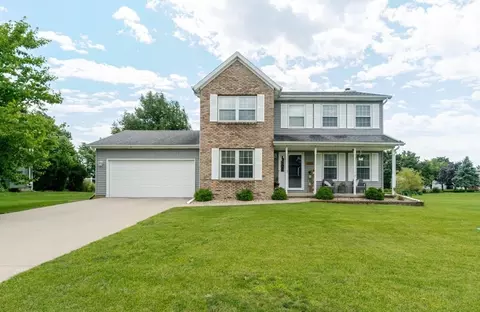 1914 Berkshire Gardens Cc Ln, Normal, IL 61761