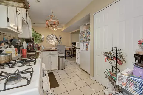 Kitchen - 440 Wright Ct, Bolingbrook, IL 60440 photo 1 of 1