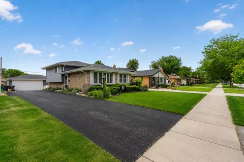7625 173rd St, Tinley Park, IL 60477