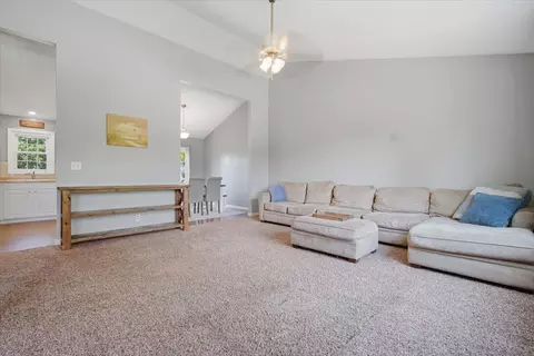 Living - 1411 Boyne Ct, Normal, IL 61761 photo 2 of 5