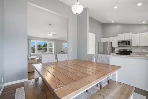 Dining - 1411 Boyne Ct, Normal, IL 61761 photo 2 of 2