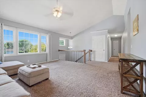 Living - 1411 Boyne Ct, Normal, IL 61761 photo 3 of 5