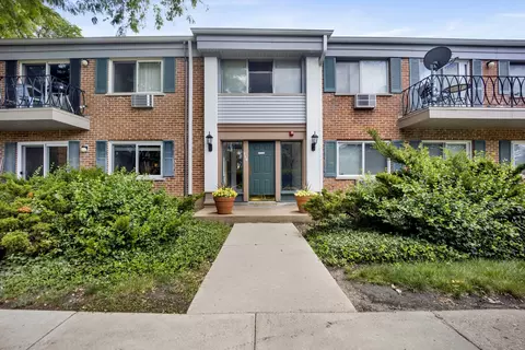 710 E Algonquin Rd #J108, Arlington Heights, IL 60005