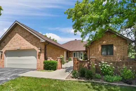 7826 W Golf Dr #7826, Palos Heights, IL 60463