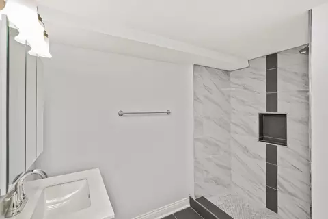 Bath - 1732 E 83rd Pl, Chicago, IL 60617 photo 2 of 3