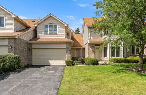 6930 Lexington Ct, Tinley Park, IL 60477