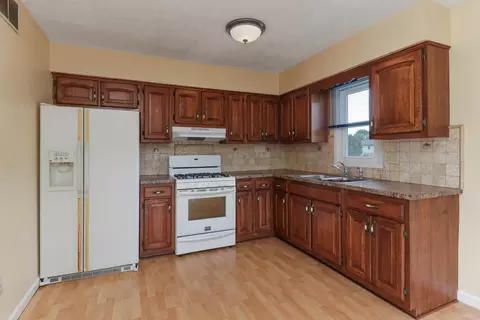 1402 N Hershey Rd, Bloomington, IL 61704 photo 11