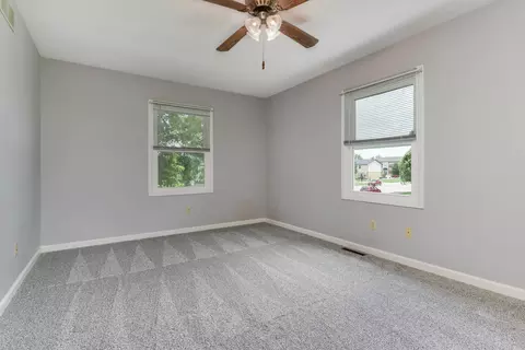 1402 N Hershey Rd, Bloomington, IL 61704 photo 13