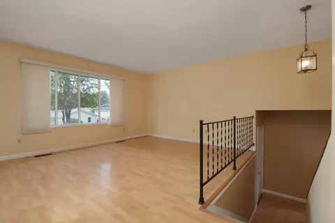 1402 N Hershey Rd, Bloomington, IL 61704 photo 6