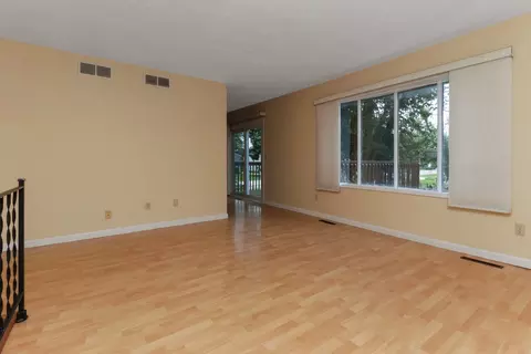 1402 N Hershey Rd, Bloomington, IL 61704 photo 9