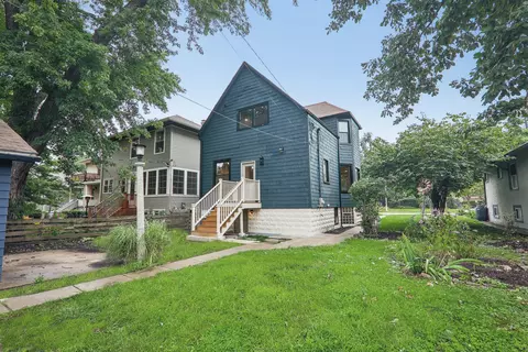 Exterior - 819 Mapleton Ave, Oak Park, IL 60302 photo 7 of 7