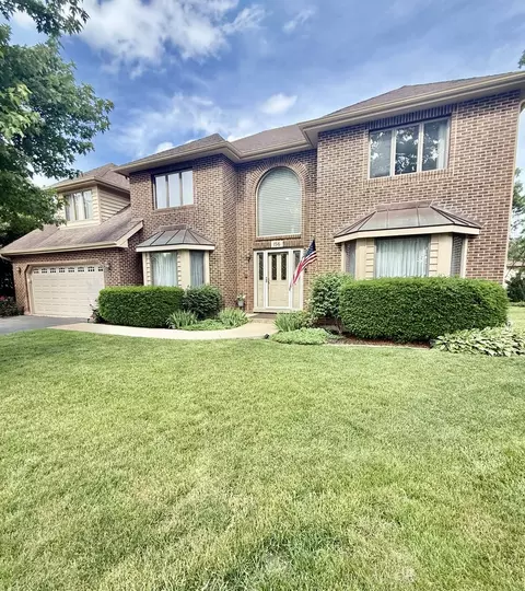 156 Elizabeth Ct, Wood Dale, IL 60191