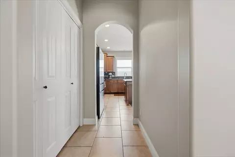Entry Way - 2604 Red Rock Rd, Normal, IL 61761 photo 3 of 8