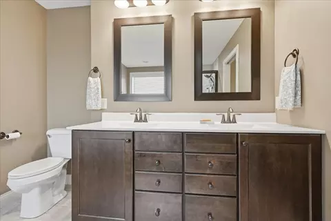 Bath - 2604 Red Rock Rd, Normal, IL 61761 photo 5 of 7