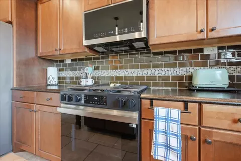 Kitchen - 2604 Red Rock Rd, Normal, IL 61761 photo 5 of 6