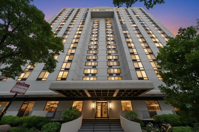 1221 N Dearborn St #608S, Chicago, IL 60610