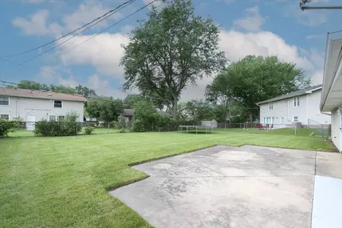 Exterior - 1475 Rosedale Ln, Hoffman Estates, IL 60169 photo 1 of 3