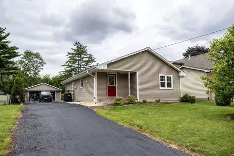 306 N Washington St, Westmont, IL 60559