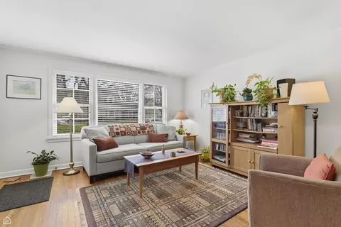 Living - 414 Barton Ave, Evanston, IL 60202 photo 1 of 1