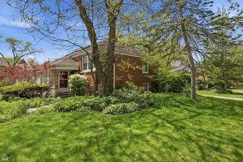 Exterior - 414 Barton Ave, Evanston, IL 60202 photo 3 of 6