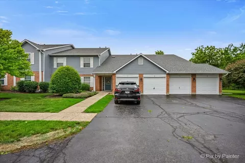 917 Golf Course Rd #2, Crystal Lake, IL 60014