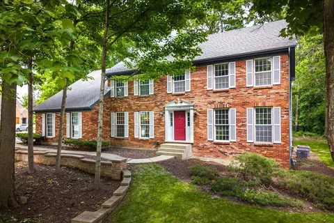 1159 Hobson Mill Dr, Naperville, IL 60540