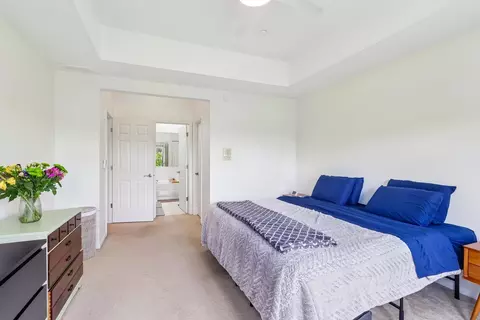Bedroom - 654 Astor Ln, Wheeling, IL 60090 photo 1 of 3