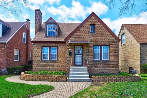 1644 N 73rd Ct, Elmwood Park, IL 60707