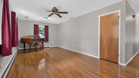 305 Centennial Ave, Normal, IL 61761 photo 17