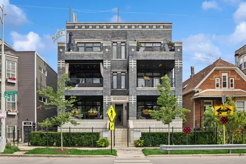 1632 W Diversey Pkwy #3W, Chicago, IL 60614