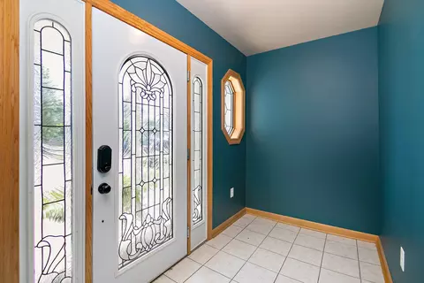 Entry Way - 4568 Main St, Kankakee, IL 60901 photo 1 of 1