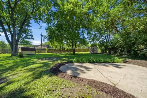 Exterior - 34 Berkshire Dr, Wheeling, IL 60090 photo 6 of 8
