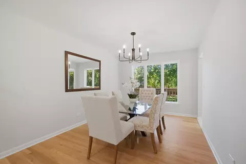 Dining - 34 Berkshire Dr, Wheeling, IL 60090 photo 2 of 2