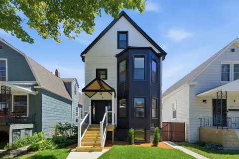 4339 N Monticello Ave, Chicago, IL 60618