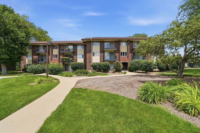 5 S066 Pebblewood Ln #B12, Naperville, IL 60563