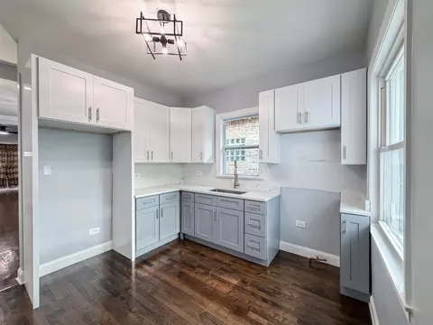 Kitchen - 7618 S Carpenter St, Chicago, IL 60620 photo 1 of 3