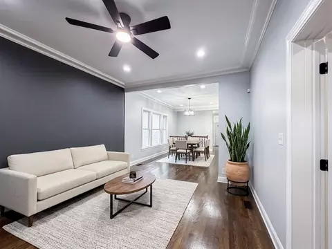 Living - 7618 S Carpenter St, Chicago, IL 60620 photo 3 of 4