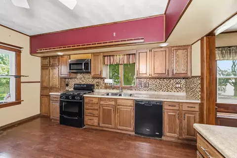 Kitchen - 412 W Fifth St, Minonk, IL 61760 photo 1 of 3
