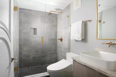 100 E Huron St #3301, Chicago, IL 60611 photo 20