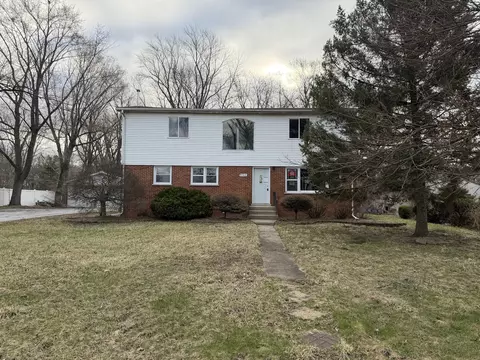 15441 End St, Dolton, IL 60419