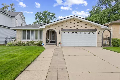 1012 Courtland Ave, Park Ridge, IL 60068
