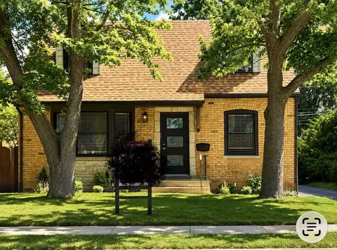 6133 N Canfield Ave, Chicago, IL 60631