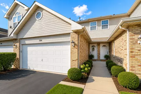 7206 Bradford Ct, Justice, IL 60458