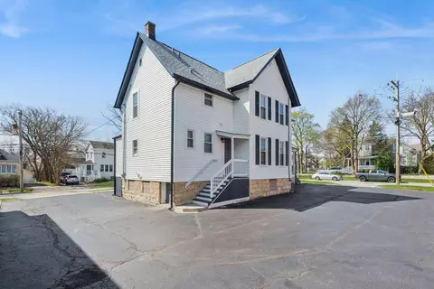323 S Hale St, Wheaton, IL 60187 photo 4