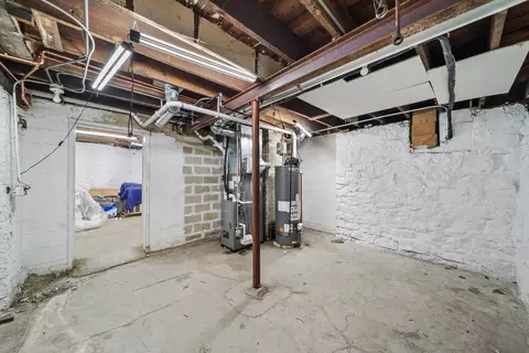 323 S Hale St, Wheaton, IL 60187 photo 32