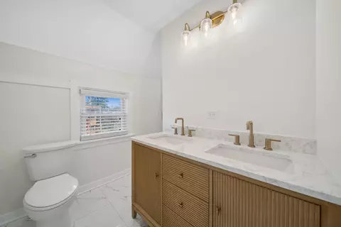 323 S Hale St, Wheaton, IL 60187 photo 25