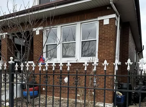 5839 S Sacramento Ave, Chicago, IL 60629