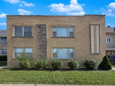 2336 Union St #4, Blue Island, IL 60406