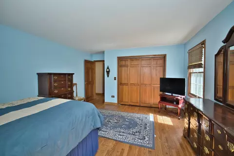 Bedroom - 248 Perth Rd, Cary, IL 60013 photo 5 of 7