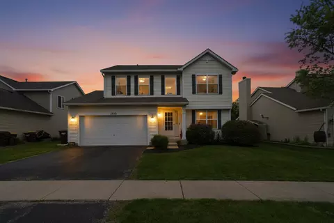 2432 Waterleaf Ln, Woodstock, IL 60098